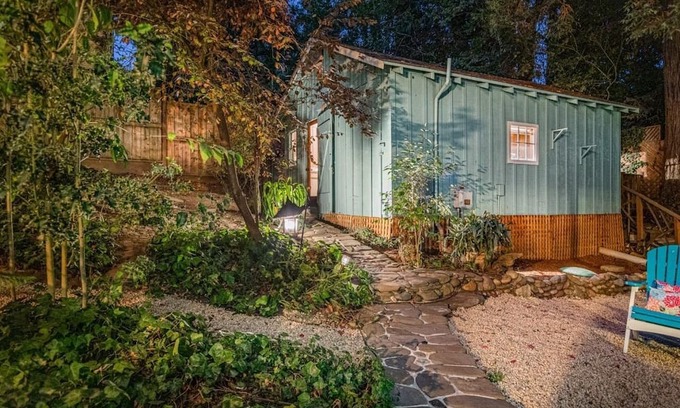 Capitola House | Inviting Capitola Dog-Friendly Hideaway Near New Brighton Beach