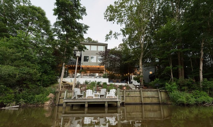 Chesapeake Ranch Estates-Drum Point Apartment | Charming Lakeside Studio Retreat Near the Beach