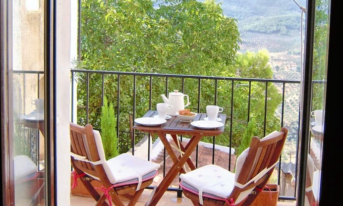 Hornos House | Homerez - Big house for 11 ppl. with terrace and balcony at Hornos
