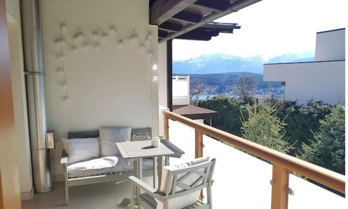 Velden am Worther See Apartment | Experience App. BERGE by TILLY with a Scenic Balcony