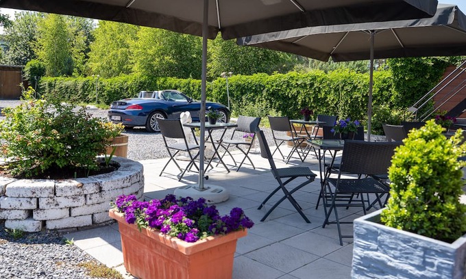 Zutendaal Hotel | Comfortable Stays at Hotel Monika: Family-Friendly Amenities