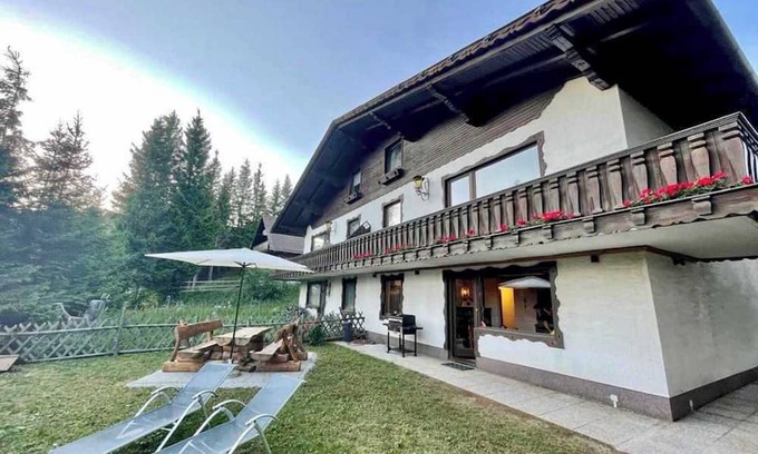 Wolfsberg House | Holiday Home 'Almhaus-Klippitz' with Direct Access to Ski Slopes, Garden & Wi-Fi