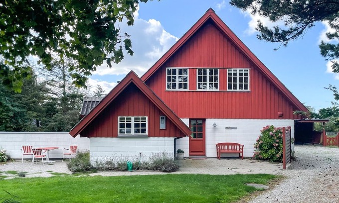 Ristinge House | Amazing home in Humble with sauna