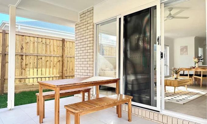 Brisbane House | Nature at Your Doorstep – New House, Easy Vibes