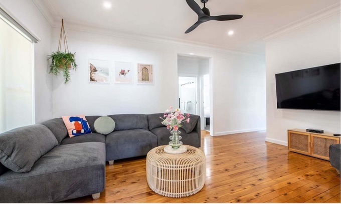Dubbo House | The Fitzhill - East Dubbo, Close to CBD
