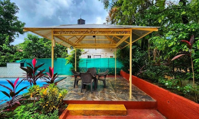 Kune N.m. Villa | The CELESTE VILLA: Elegant 3BHK Retreat ,Private Pool, Mountain view.