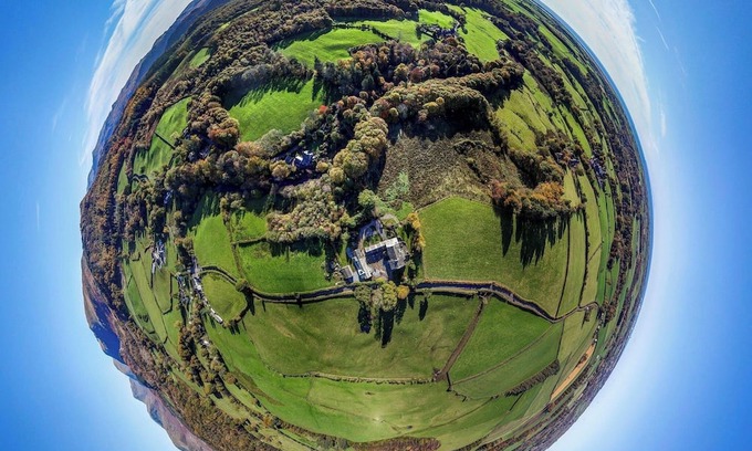 Santon Bridge House | Romantic lake district hideaway for 2 plus 4 dogs