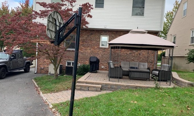 Wood-Ridge House | Relocation/Temp Housing Short/Mid Term Rental