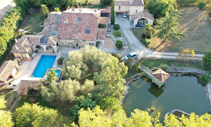 Montpouillan Bed & Breakfast | Montpouillan Wood