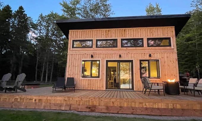 Annapolis Valley House | Nordic Spa - Serenity Lake House