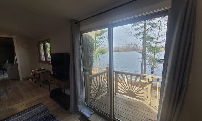 Turtle Lake Cabin | Welcoming & updated Lakefront cabin with AC in Turtle Lake - 2 bedrooms