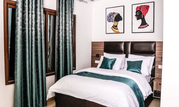 Douala Apartment | Appartement deux chambres Lit King-Size avec Balcon à Douala
