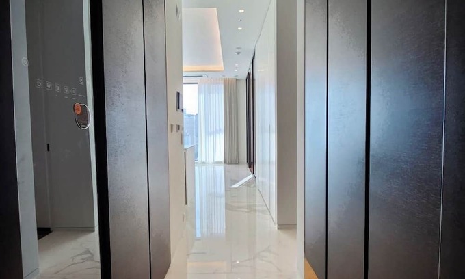 Nonhyeon-dong Apartment | 강남구청역 1분 신축 고급 풀옵션 분리형 원룸