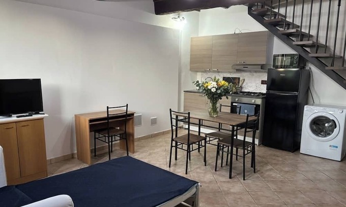 Cocomaro di Cona House | House with garden and parking, pets allowed