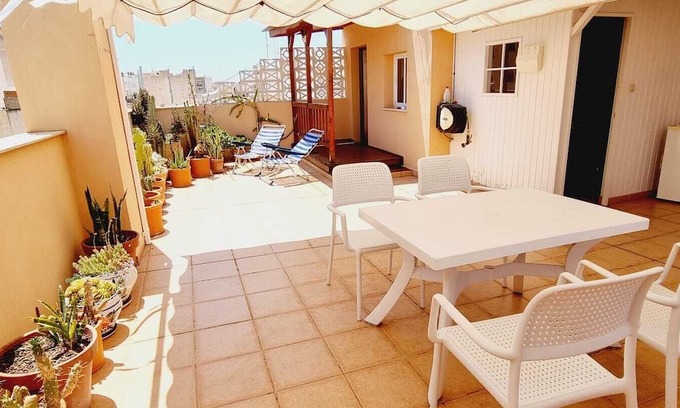 Aguilas Apartment | Penthouse apartment in the center