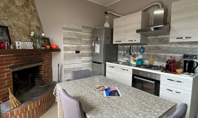 Monterotondo House | Alice's house on the outskirts of Rome