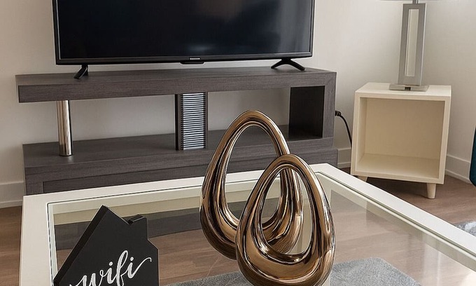 Willowdale Condo | Premium one bedroom apartment fully furnished/Northyork