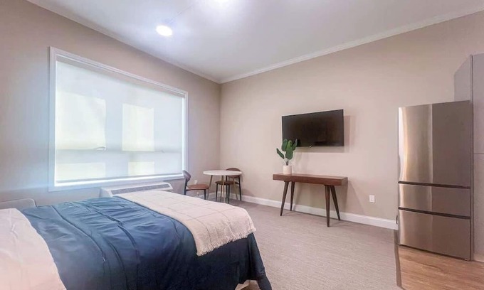 Morgan Apartment | 415 Modern Brand New Studio Apartment