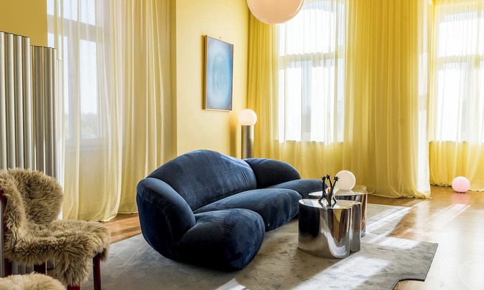 Jezyce Apartment | Most Teatralny Artistic Apartment