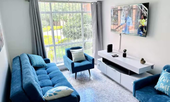 Carlos Lleras Restrepo Apartment | Bogota El Dorado Airport