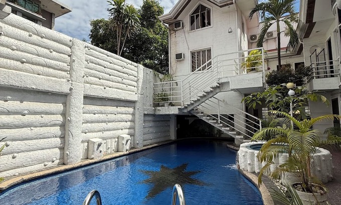 Balibago Apartment | Kandi Suites 2BR with private Jacuzzi