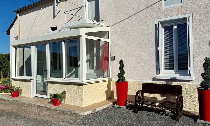 Chateau-Chinon House | CHAINTRE LA FERME. Large, comfortable house with superb views over the valley