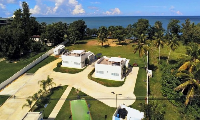Guanajibo House | Two private beachfront houses, sleeps 12, kayaks