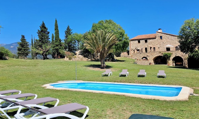 Agullana Villa | Casa Palou: Beautiful Villa with Stunning Views, walking distance from village