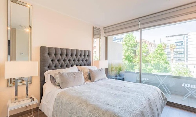 Santiago Apartment | Luxury Retreat w/2BR, Wifi, Pool, Gym