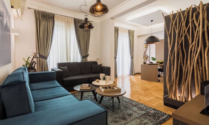 Makrigianni Hotel | Acropolis Executive Suite, Bill & John Apartments & Villas