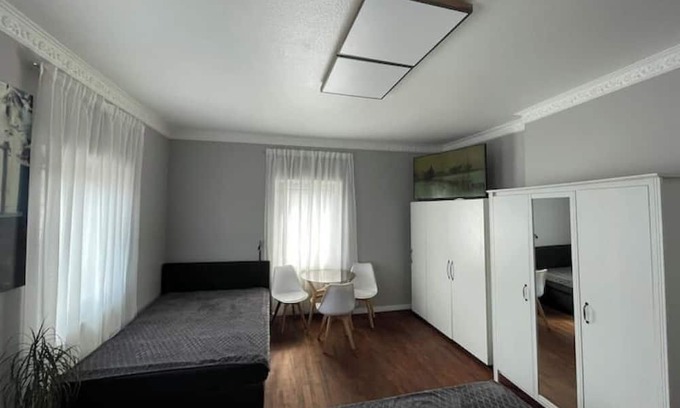 Idar-Oberstein Apartment | Room in the center - Monteurzimmer