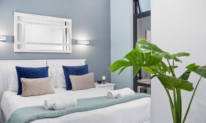 Big Bay Apartment | Eden On The Bay 67A - Studio Apartment, Sleeps 2