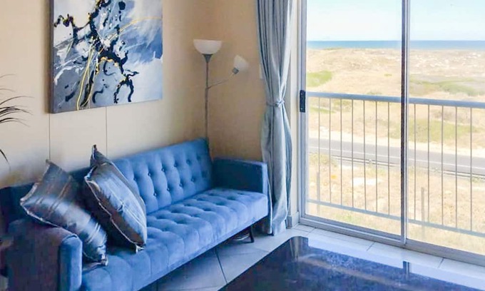 Muizenberg Apartment | Sunrise Villas 91 - One Bedroom Apartment, Sleeps 2