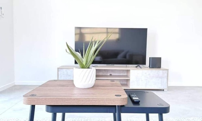 Brisbane House | Home Blanc - Brand New, Peaceful & Well Equipped