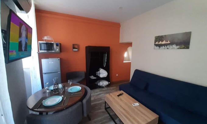 Bourg-Saint-Andeol Apartment | Apartment '106 - Cosy T2' with Wi-Fi and Air Conditioning