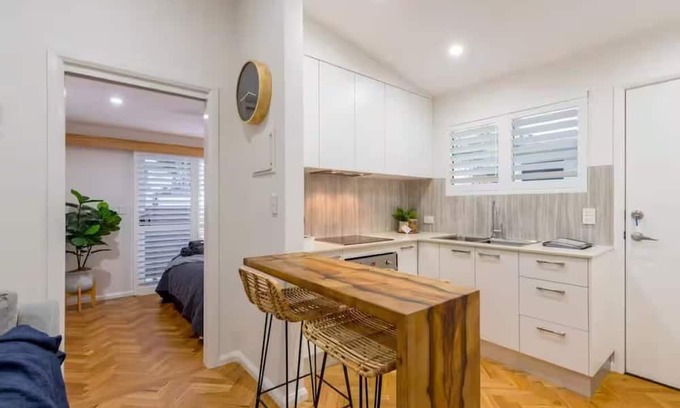 Towradgi Apartment | Coastal Nest Unit 2 Towradgi NEW