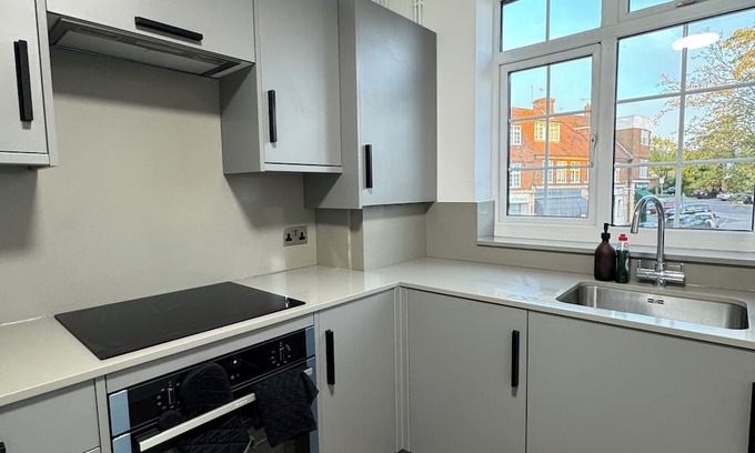 Hatfield Apartment | Cozy retreat for twonone-bedroom apartment nComfortable king bed