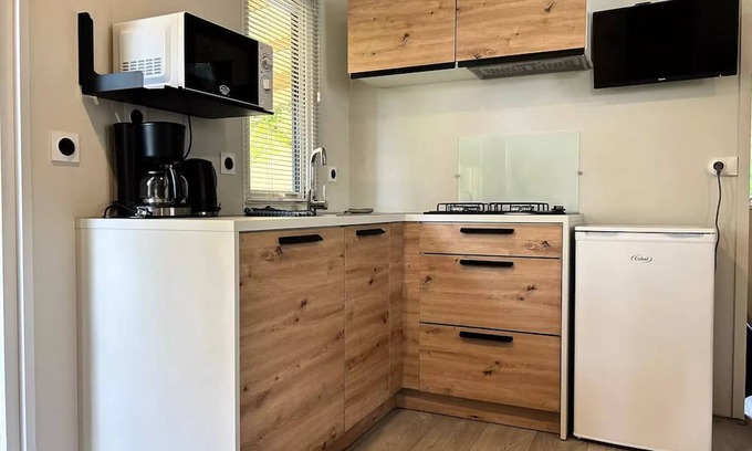 Paray-le-Monial House | Camping Au Bon Lieu * - Mobile Home ADELIE + - 2 bedrooms 5 people