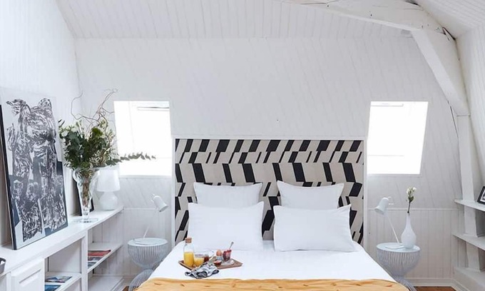 Eu Apartment | Discover LE 64: Cozy Family Room with Kitchen Amenities