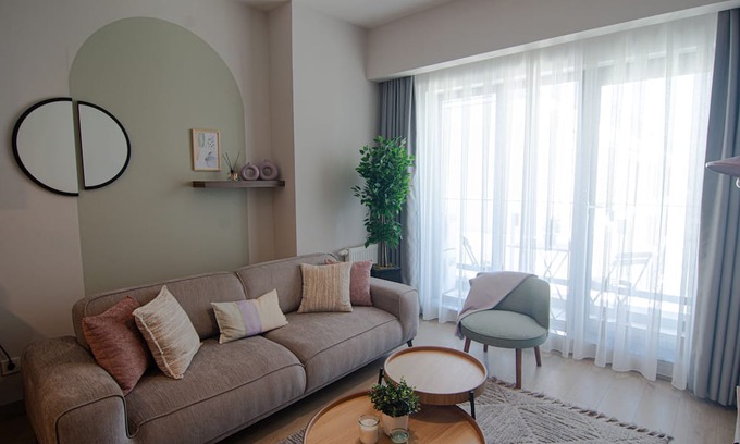 Esenyurt Apartment | Cozy Retreat: Stylish 1BR Apt