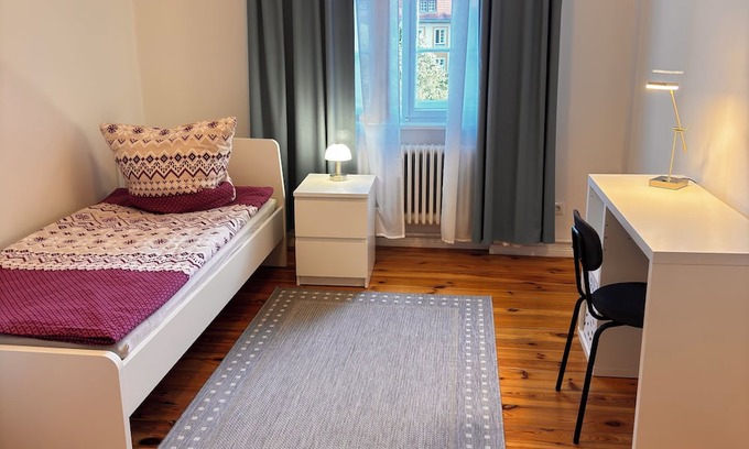 Dahlem Condo | 4-room apartment with garden in Berlin-Dahlem for 6 people + small child