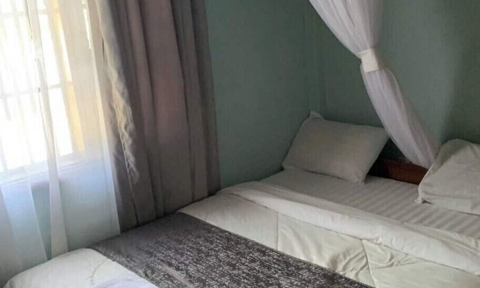 Kisumu House | Torchys Lounge Hotel in Kisumu Unit 7