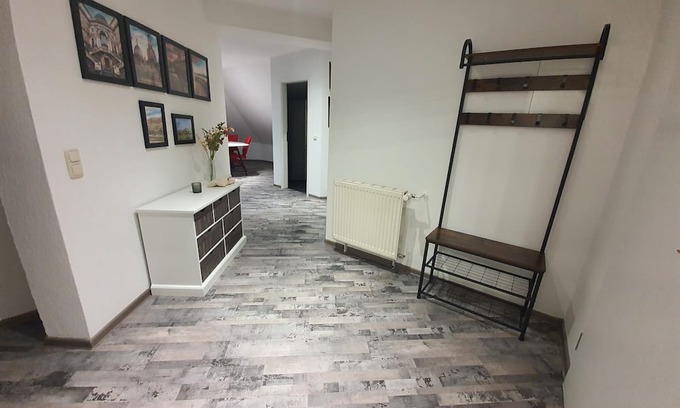 Outer Neustadt Apartment | 2.5 rooms: Quiet & exclusive