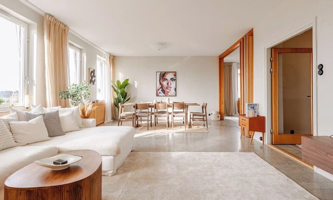 Ostermalm Apartment | 180 Sqm 5BR Apartment with Stunning View in Östermalm