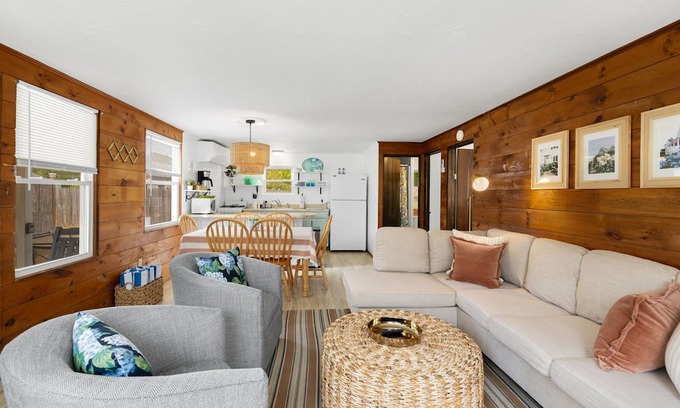 Dennis Port Cottage | Glendon Gardens Retreat in Dennis Port