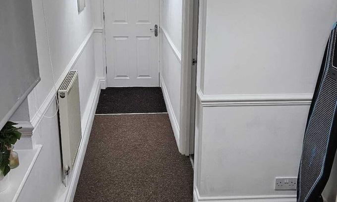 Easton Apartment | Lovely 1 bedroom Apartment in Easton, Bristol. Feels like home away from home.
