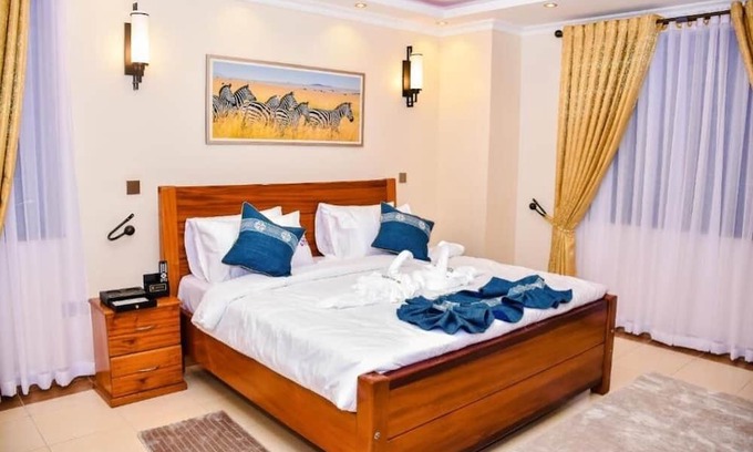 Kitengela Apartment | The Royal Residence : Chui (Leopard)