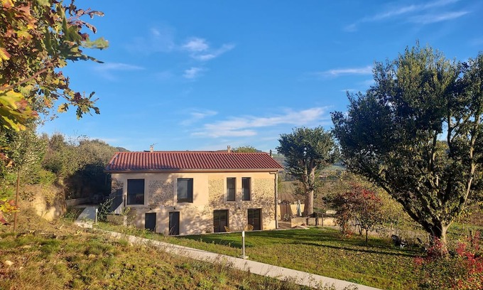 Peyrins House | Gîte for 6 people, 3 bedrooms, quiet location, 1h1