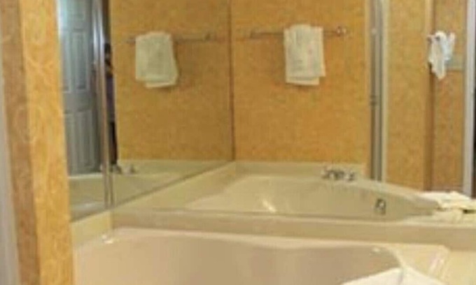 Williamsburg Condo | A resort for rent at Williamsburg