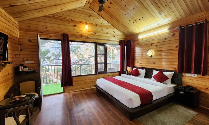 Kandaghat Resort | Couple and family friendly eco resort Near Shimla in Kandaghat
